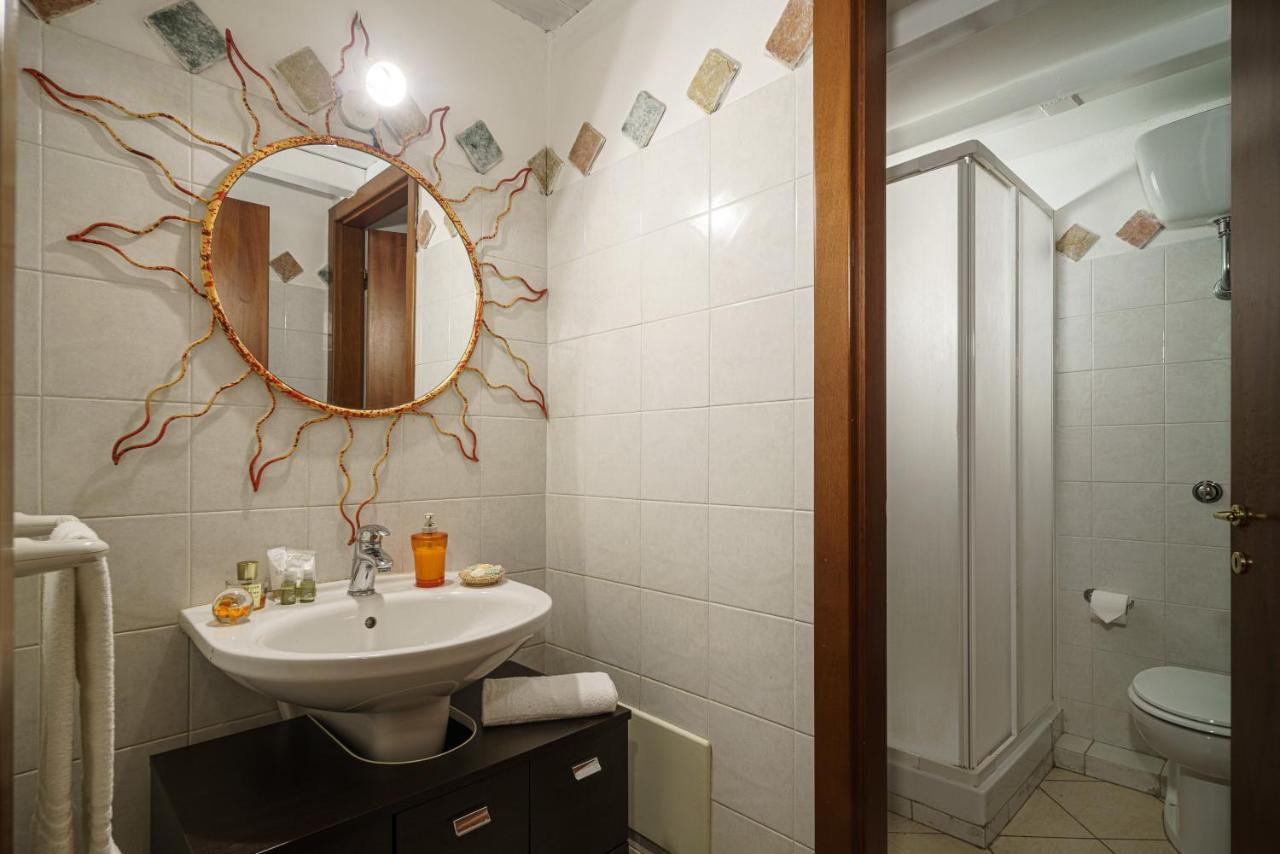 Sunplace Marina كالياري المظهر الخارجي الصورة